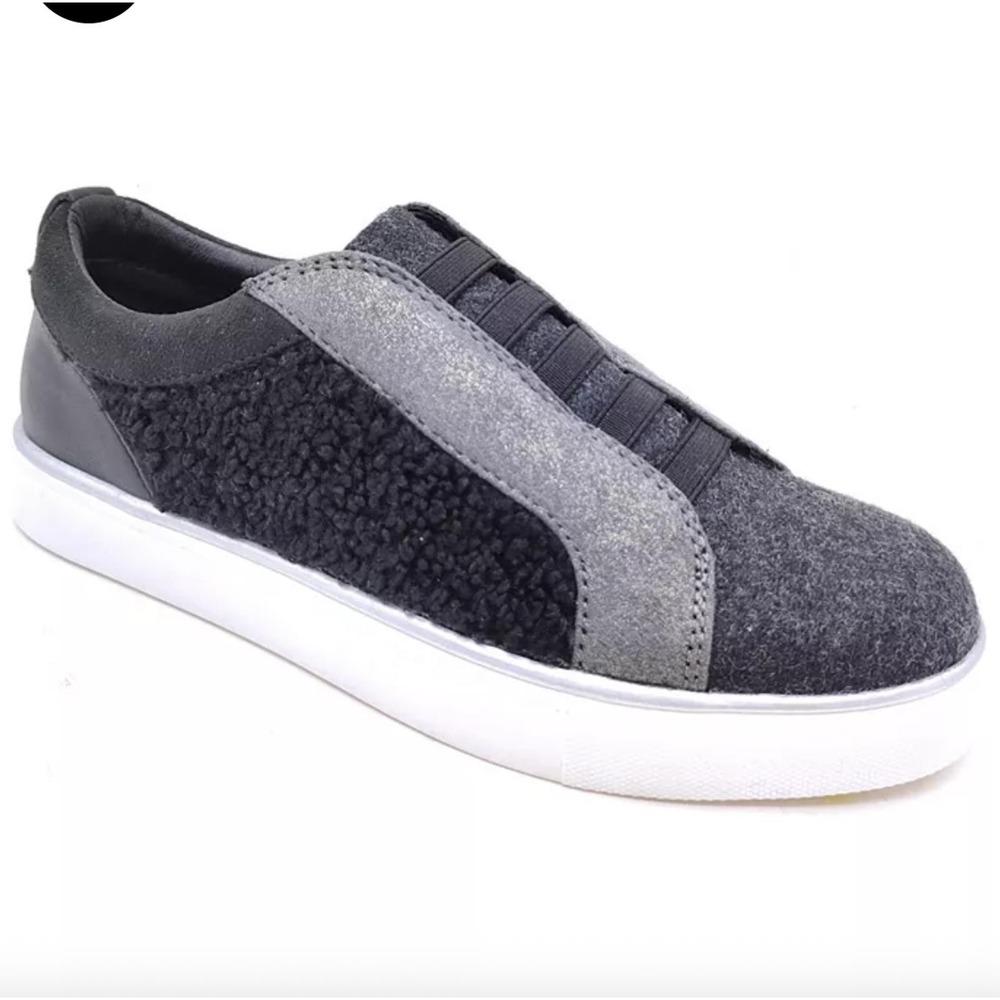 Kenneth Cole Size 7 Black Slip-On Sneakers Bonnie Sherpa Leather‎ Shoes Women's
